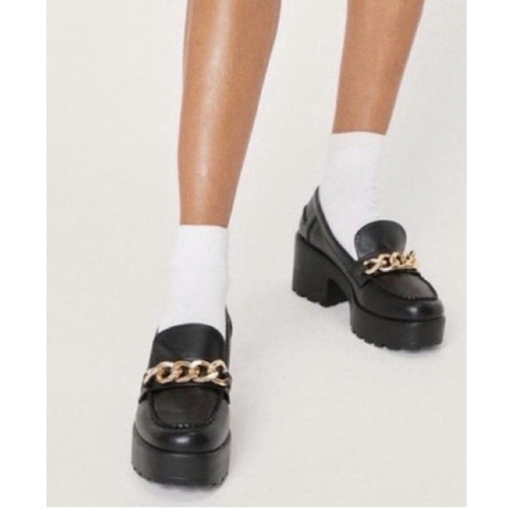 Guess Hillford Loafers Chunky Black Patent Leather Gold Chain Y2K style Sz 9.5M